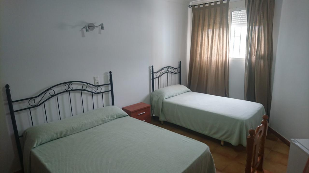 Hostal Tamarindos Matalascanas Ngoại thất bức ảnh